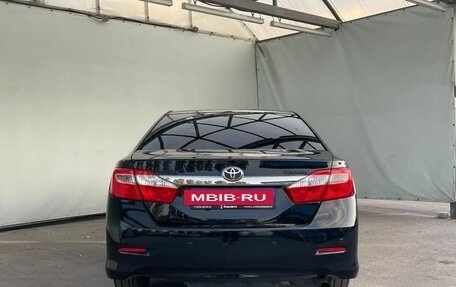 Toyota Camry, 2014 год, 1 400 000 рублей, 6 фотография