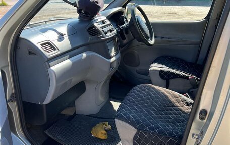 Toyota Regius, 1997 год, 750 000 рублей, 11 фотография