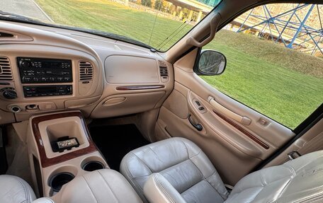 Lincoln Navigator, 1998 год, 1 500 000 рублей, 29 фотография