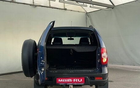 Chevrolet Niva I рестайлинг, 2018 год, 870 000 рублей, 7 фотография