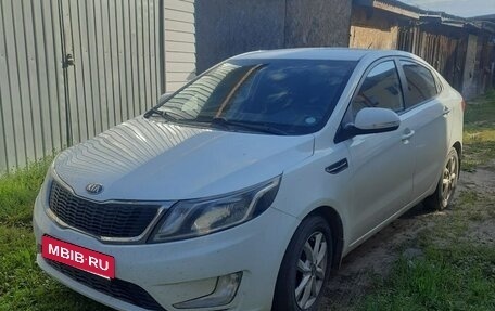 KIA Rio III рестайлинг, 2013 год, 880 000 рублей, 1 фотография