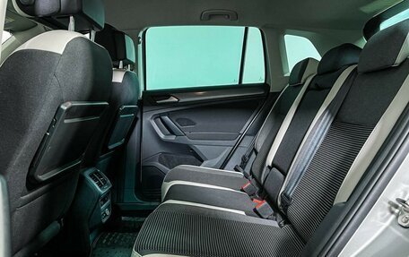Volkswagen Tiguan II, 2019 год, 2 597 000 рублей, 10 фотография