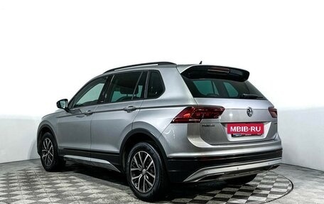 Volkswagen Tiguan II, 2019 год, 2 597 000 рублей, 7 фотография