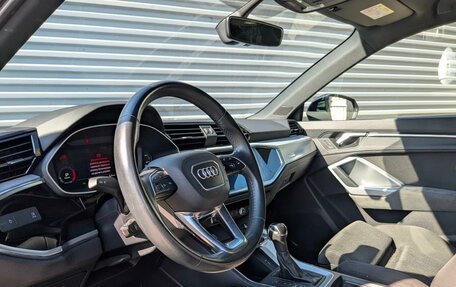 Audi Q3, 2019 год, 2 910 000 рублей, 16 фотография