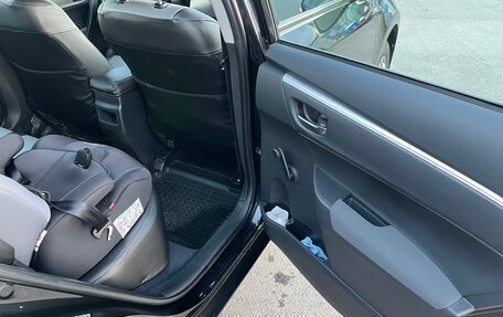 Toyota Corolla, 2017 год, 2 050 000 рублей, 9 фотография