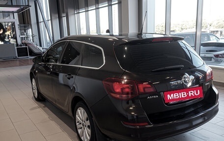 Opel Astra J, 2012 год, 732 000 рублей, 8 фотография