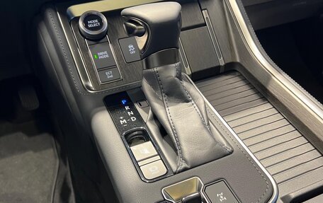 Lexus GX, 2025 год, 15 000 000 рублей, 12 фотография
