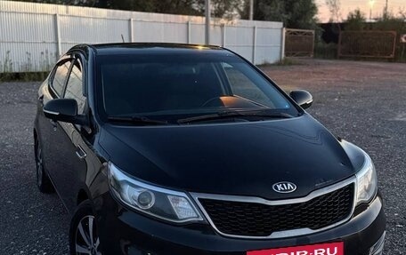 KIA Rio III рестайлинг, 2015 год, 1 050 000 рублей, 1 фотография