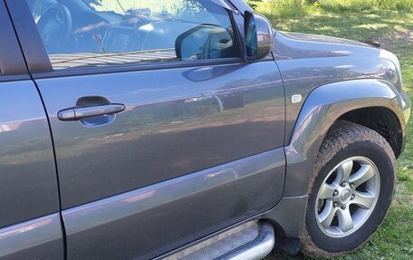 Toyota Land Cruiser Prado 120 рестайлинг, 2006 год, 2 150 000 рублей, 6 фотография