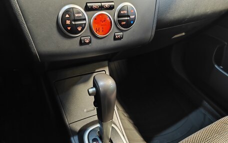 Nissan Tiida, 2011 год, 879 000 рублей, 12 фотография