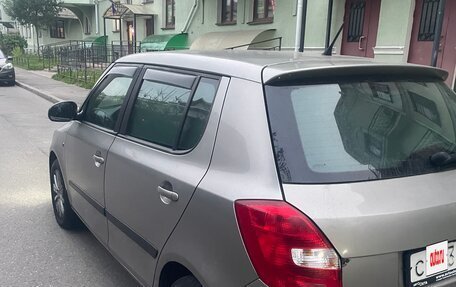 Skoda Fabia II, 2011 год, 450 000 рублей, 7 фотография