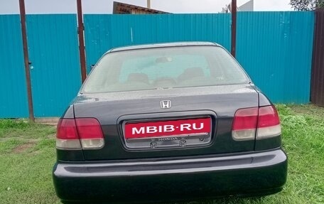 Honda Integra III рестайлинг, 1998 год, 260 000 рублей, 3 фотография