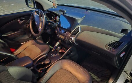Hyundai ix35 I рестайлинг, 2012 год, 1 250 000 рублей, 2 фотография