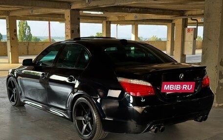 BMW 5 серия, 2007 год, 1 608 000 рублей, 3 фотография