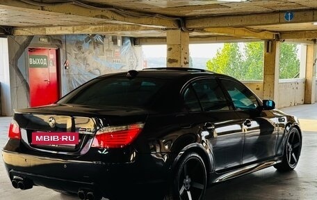 BMW 5 серия, 2007 год, 1 608 000 рублей, 2 фотография