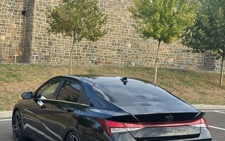 Hyundai Elantra, 2021 год, 1 900 000 рублей, 4 фотография
