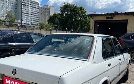 BMW 5 серия, 1984 год, 300 000 рублей, 4 фотография