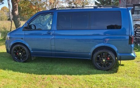 Volkswagen Caravelle T5, 2014 год, 2 600 000 рублей, 5 фотография