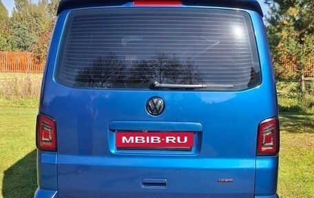 Volkswagen Caravelle T5, 2014 год, 2 600 000 рублей, 3 фотография