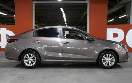 KIA Rio IV, 2019 год, 1 698 000 рублей, 4 фотография