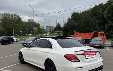 Mercedes-Benz E-Класс, 2016 год, 3 450 000 рублей, 8 фотография