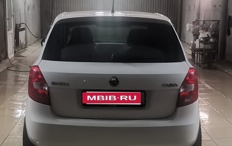 Skoda Fabia II, 2014 год, 700 000 рублей, 3 фотография