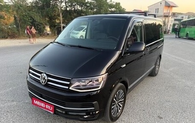 Volkswagen Multivan T6 рестайлинг, 2019 год, 5 800 000 рублей, 1 фотография