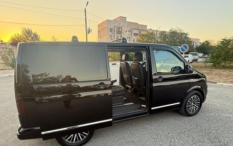 Volkswagen Multivan T6 рестайлинг, 2019 год, 5 800 000 рублей, 6 фотография