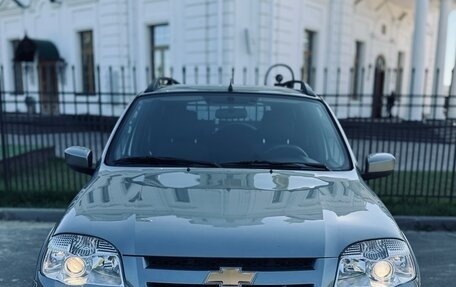 Chevrolet Niva I рестайлинг, 2016 год, 699 000 рублей, 9 фотография