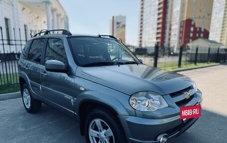 Chevrolet Niva I рестайлинг, 2016 год, 699 000 рублей, 11 фотография