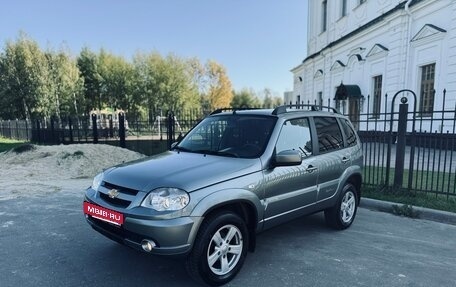 Chevrolet Niva I рестайлинг, 2016 год, 699 000 рублей, 13 фотография