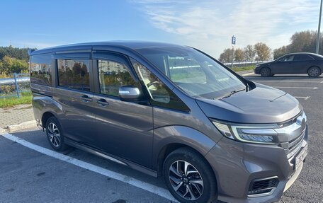 Honda Stepwgn IV, 2019 год, 2 500 000 рублей, 3 фотография