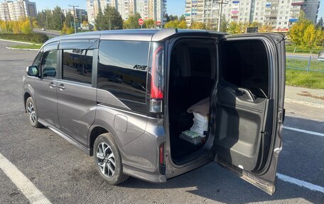Honda Stepwgn IV, 2019 год, 2 500 000 рублей, 5 фотография