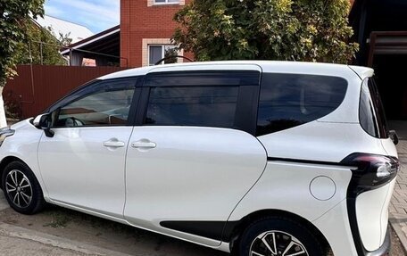Toyota Sienta II, 2018 год, 1 550 000 рублей, 1 фотография