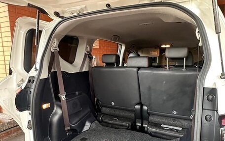Toyota Sienta II, 2018 год, 1 550 000 рублей, 6 фотография