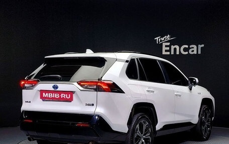 Toyota RAV4, 2023 год, 3 524 779 рублей, 2 фотография