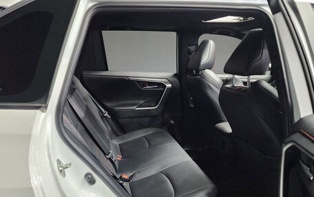 Toyota RAV4, 2023 год, 3 524 779 рублей, 13 фотография