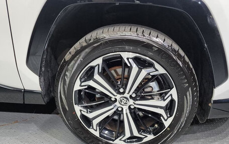 Toyota RAV4, 2023 год, 3 524 779 рублей, 20 фотография