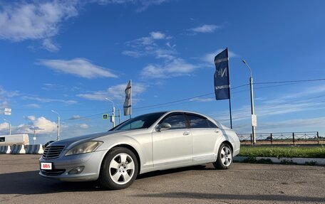 Mercedes-Benz S-Класс, 2005 год, 890 000 рублей, 2 фотография