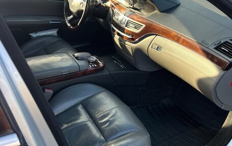 Mercedes-Benz S-Класс, 2005 год, 890 000 рублей, 13 фотография