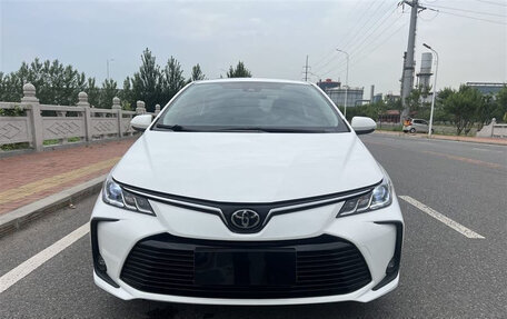 Toyota Corolla, 2022 год, 1 370 000 рублей, 2 фотография