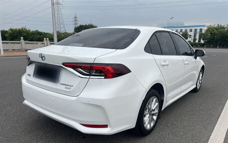 Toyota Corolla, 2022 год, 1 370 000 рублей, 3 фотография
