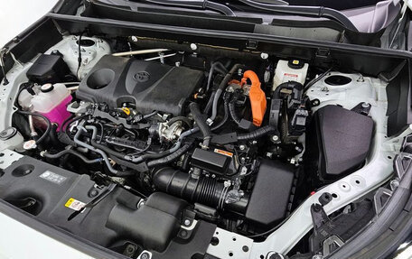 Toyota RAV4, 2023 год, 3 799 950 рублей, 19 фотография