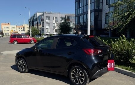 Mazda Demio IV, 2015 год, 1 030 000 рублей, 3 фотография