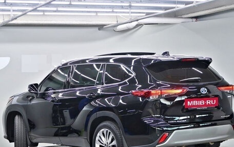 Toyota Highlander, 2023 год, 4 481 896 рублей, 4 фотография