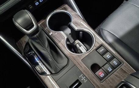Toyota Highlander, 2023 год, 4 338 328 рублей, 16 фотография
