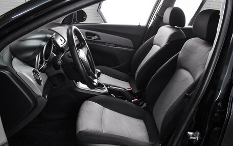 Chevrolet Cruze II, 2013 год, 799 000 рублей, 10 фотография