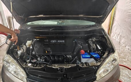 Toyota Wish II, 2010 год, 1 100 000 рублей, 3 фотография