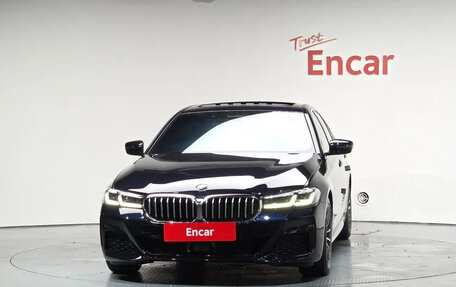 BMW 5 серия, 2022 год, 4 200 000 рублей, 2 фотография