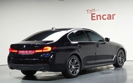 BMW 5 серия, 2022 год, 4 200 000 рублей, 3 фотография